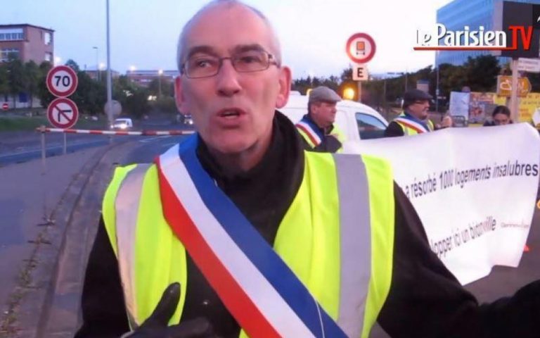 [#Une excellente contribution à la réflexion de mon ami et maire de Gennevilliers Patrice Leclerc sur la nécessité d’agir par des politiques jeunesse prenant en compte ensemble des aspects, pour favoriser l’assumation par notre jeunesse de l’entièrete de leur identité. Une belle contribution utile dans une période où manque le sens premier des choses… Bally BAGAYOKO]