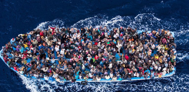 [#Accueil des migrants : le Serment du 104. Une démarche que je salue et soutien afin de revenir à des fondamentaux humanistes, dans un monde en perdition, où la valeur humaine n’a plus de sens. Signons massivement. Bally BAGAYOKO]