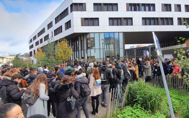 Education : Solidarité avec les enseignants Angelas Devis Saint-Denis !